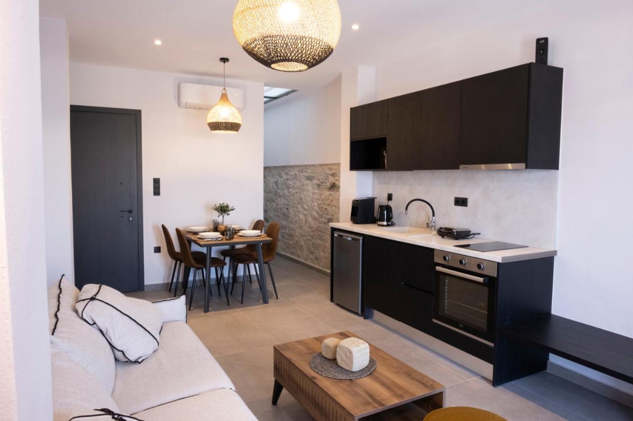 Venus Luxury Apartment إرموبولّي المظهر الخارجي الصورة